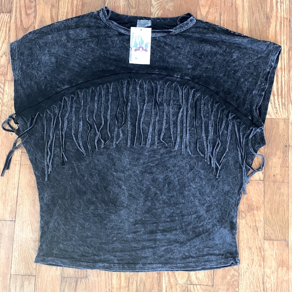 Boutique fringe shirt, never worn. Tags are still on it.